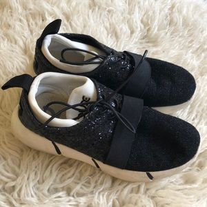 Dude Black/White Shimmery Fashion Sneakers Size 5